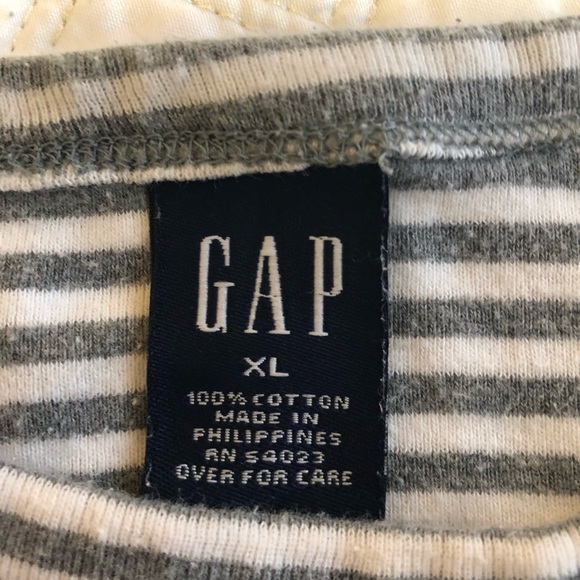 Gap Long Sleeve Tee - Picture 3 of 4